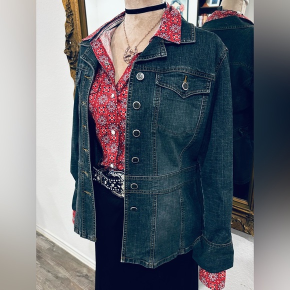 Vintage Y2K distressed denim cowgirl western jean jacket Woman’s size Large - Picture 2 of 12